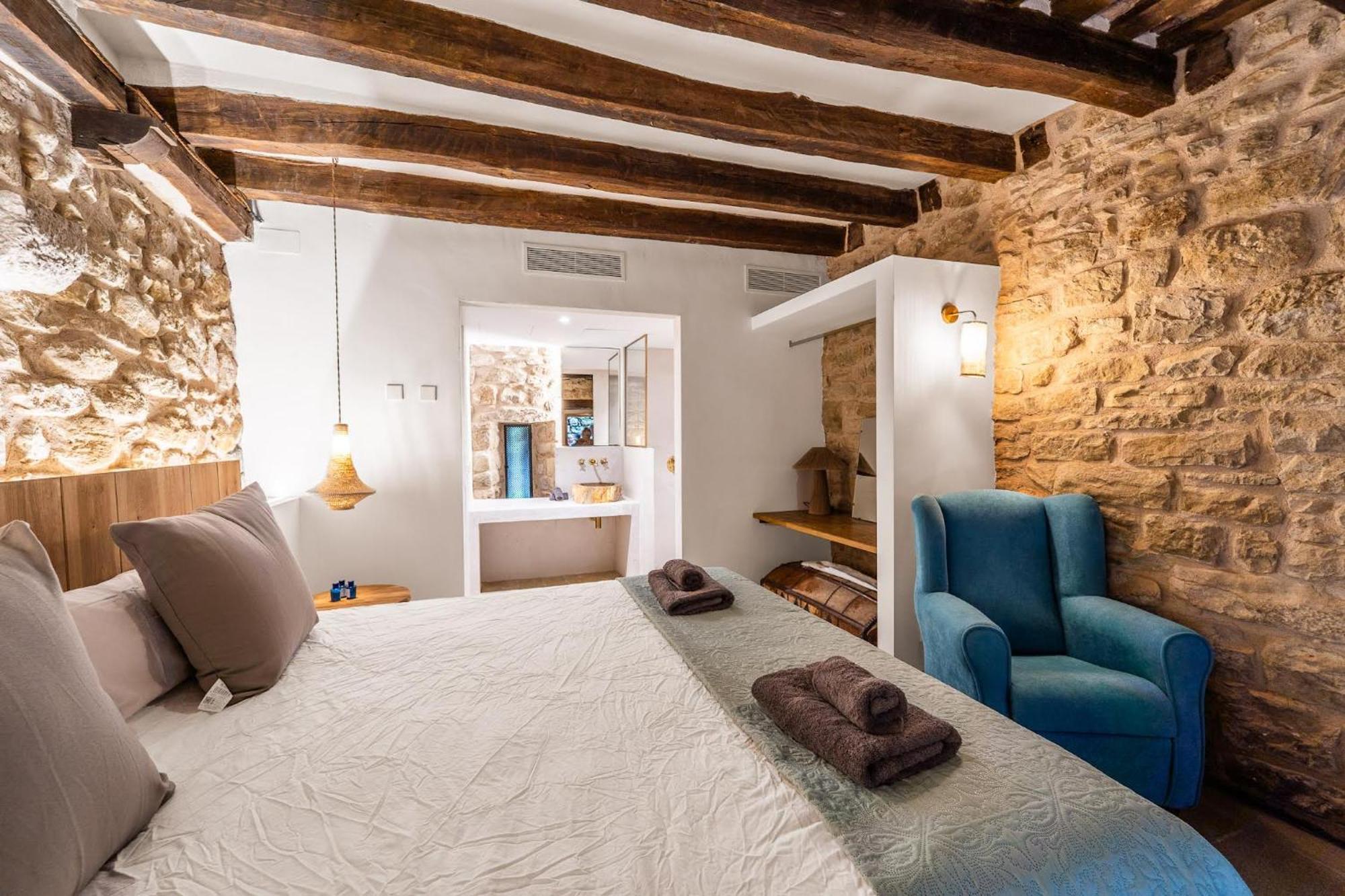 Castell In Girona Villa Sant Miquel de Campmajor Luaran gambar