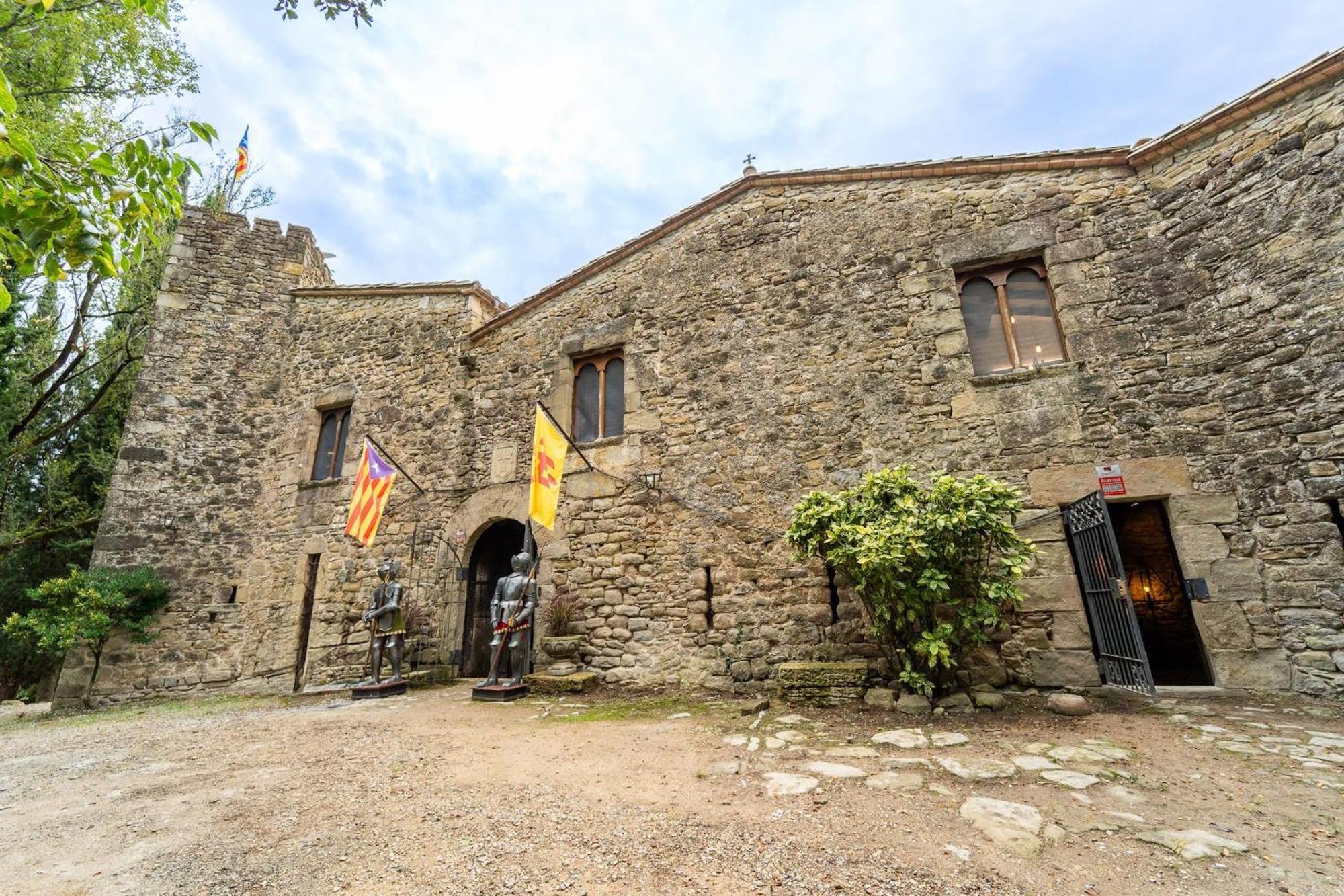 Castell In Girona Villa Sant Miquel de Campmajor Luaran gambar