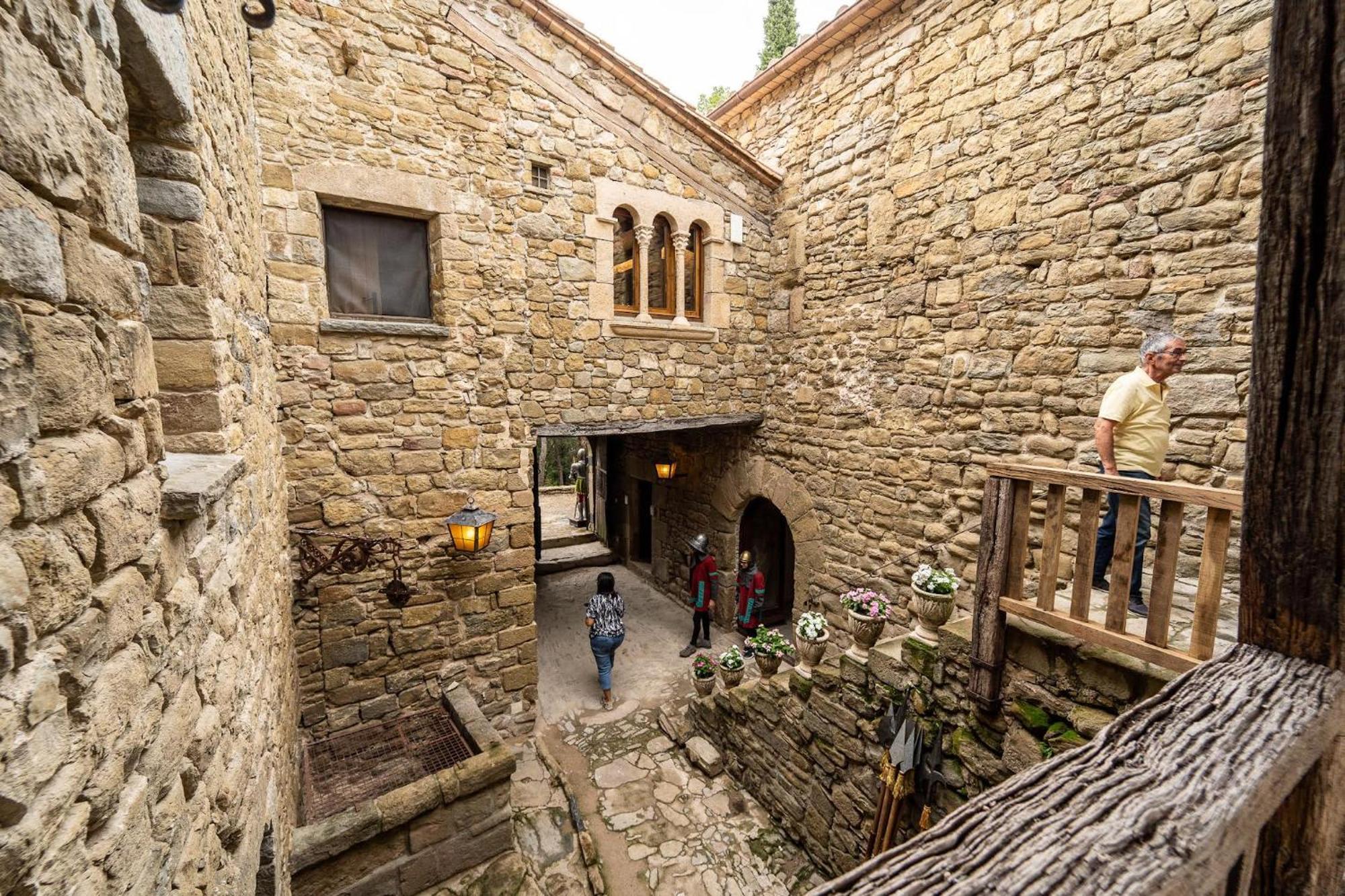 Castell In Girona Villa Sant Miquel de Campmajor Luaran gambar